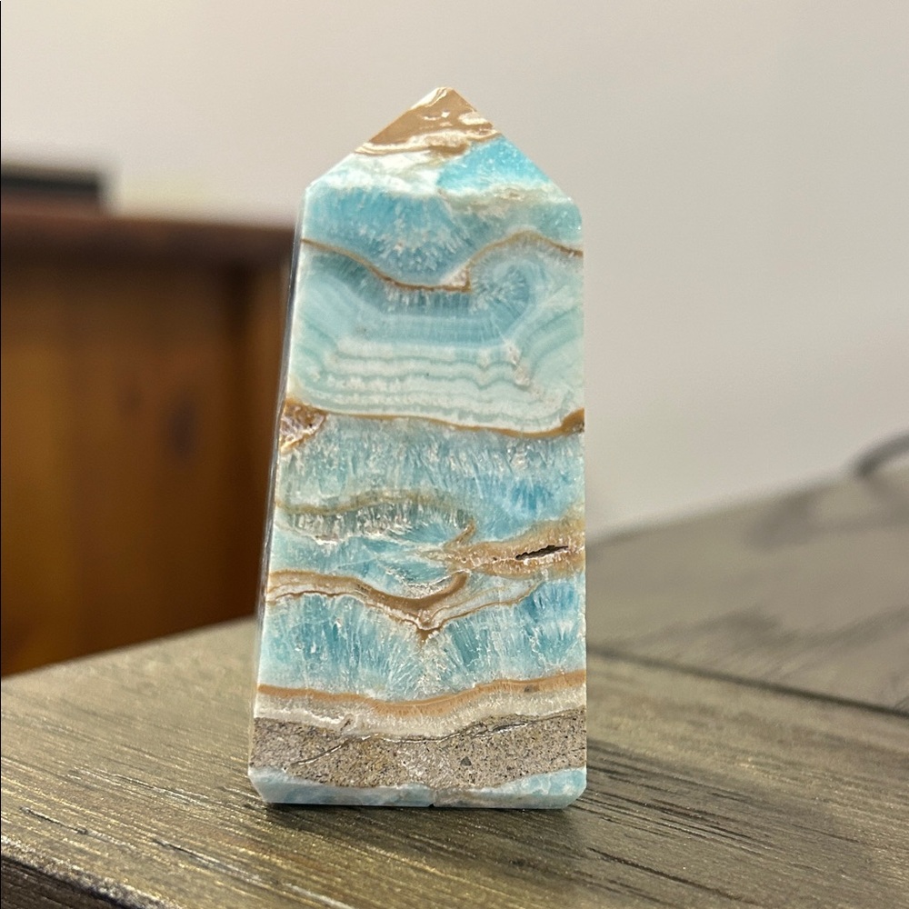 Blue Aragonite, Caribbean calcite Tower, beautiful blue and sandy veining